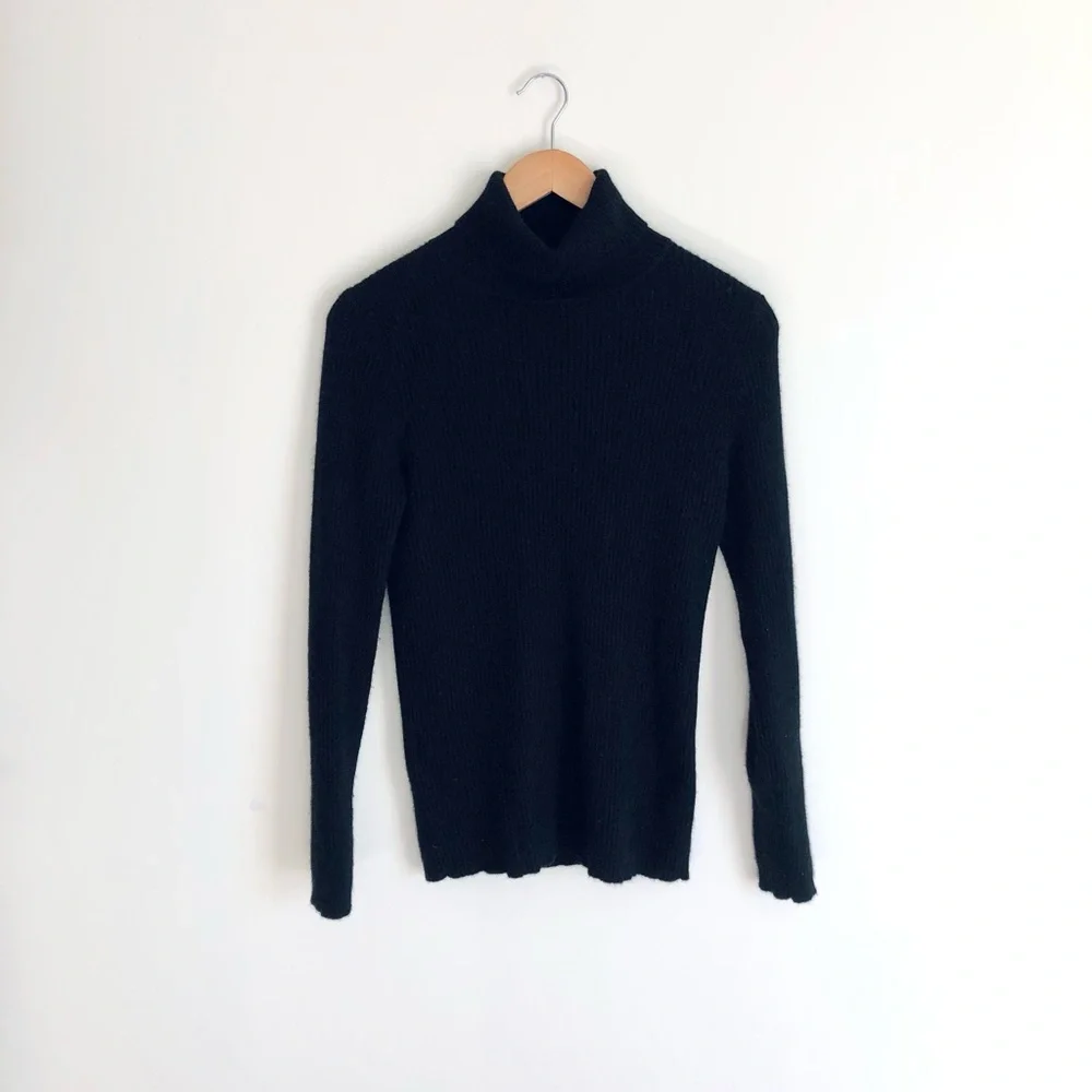 Black ribbed cashmere turtleneck sweater - Picture 8 of 14